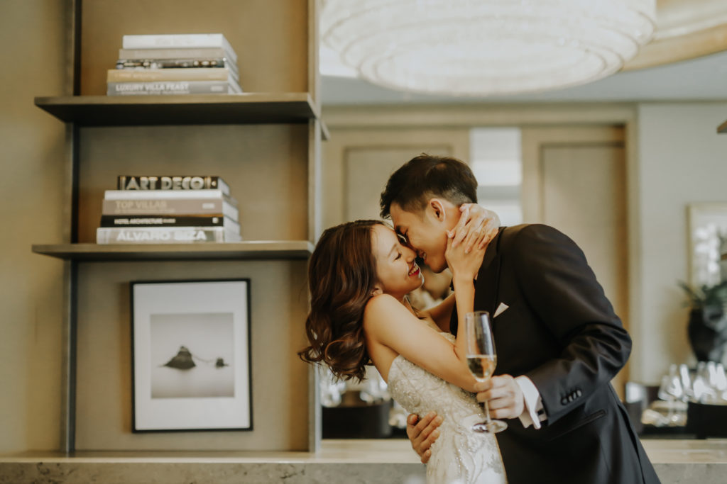 ritz carlton singapore, ritz carlton hotel singapore, ritz carlton hotel wedding, hotel wedding singapore, singapore wedding, melissackoh, singapore female photographer, female wedding photographer, nataliewongphotography, wedding photographer singapore, wedding photography singapore