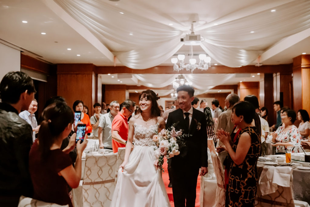 regent hotel singapore, regent hotel wedding, regent hotel wedding singapore, hotel wedding singapore, singapore wedding, female wedding photographer, nataliewongphotography, wedding photographer singapore, wedding photography singapore, med karlek inc, keira floral, caramel company, fei makeup, gifts of grace design, urbanlil, singapore wedding photographer