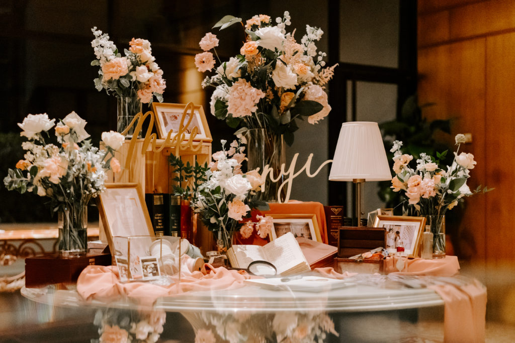 regent hotel singapore, regent hotel wedding, regent hotel wedding singapore, hotel wedding singapore, singapore wedding, female wedding photographer, nataliewongphotography, wedding photographer singapore, wedding photography singapore, med karlek inc, keira floral, caramel company, fei makeup, gifts of grace design, urbanlil, singapore wedding photographer