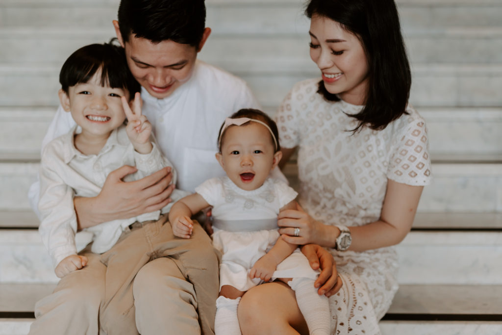 family photoshoot at national art galley